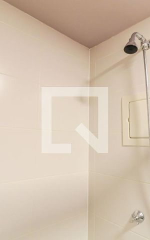Apartamento à venda com 24m², 1 quarto e sem vaga Apartamento à venda com 24m², 1 quarto e sem vagaBanheiro