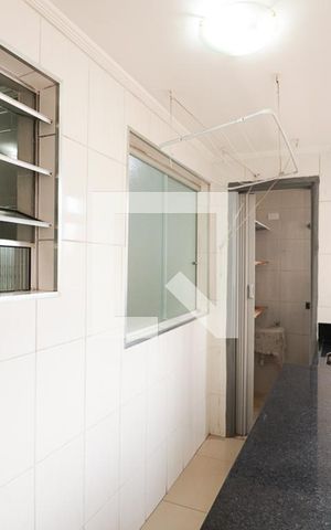 Apartamento à venda com 75m², 3 quartos e 1 vagaÁrea de Serviço