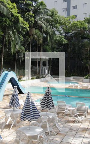 Apartamento à venda com 40m², 1 quarto e 1 vagaÁrea comum - Piscina