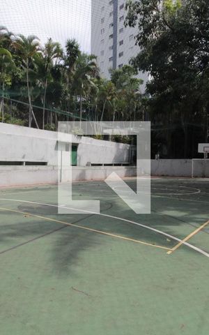 Apartamento à venda com 40m², 1 quarto e 1 vagaQuadra