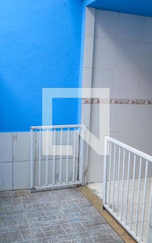 Casa para alugar com 200m², 2 quartos e 1 vaga Casa para alugar com 200m², 2 quartos e 1 vagaÁrea de Serviço