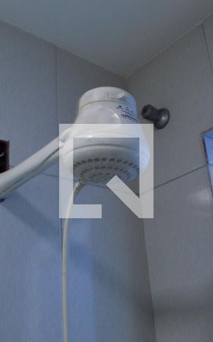 Casa para alugar com 200m², 2 quartos e 1 vaga Casa para alugar com 200m², 2 quartos e 1 vagaBanheiro da Suíte 1