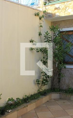 Casa à venda com 166m², 3 quartos e 3 vagasGaragem