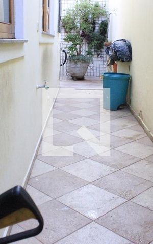 Casa à venda com 166m², 3 quartos e 3 vagasÁrea Externa