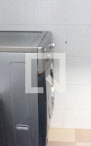 Casa à venda com 166m², 3 quartos e 3 vagasLavanderia