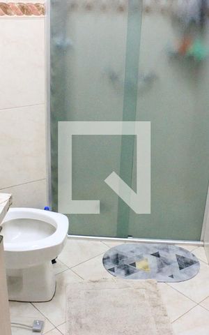 Casa à venda com 166m², 3 quartos e 3 vagasBanheiro 