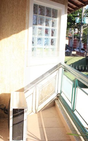 Casa à venda com 166m², 3 quartos e 3 vagasVaranda do Quarto 1