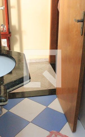 Casa à venda com 166m², 3 quartos e 3 vagasLavabo
