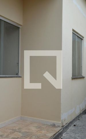 Casa de condomínio à venda com 63m², 3 quartos e 1 vagaEntrada