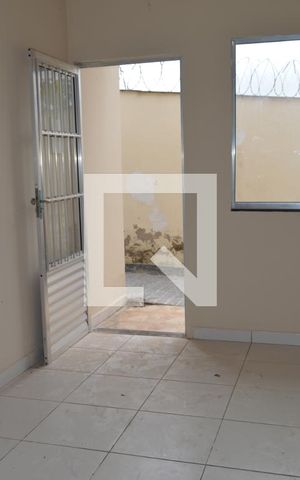 Casa de condomínio à venda com 63m², 3 quartos e 1 vagaSala