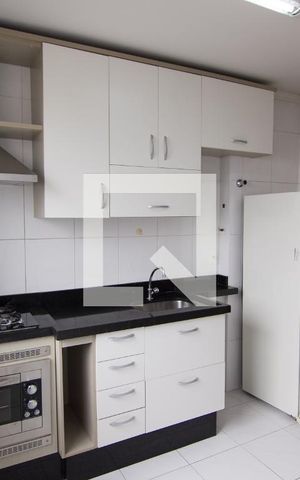 Apartamento para alugar com 84m², 3 quartos e 2 vagasCozinha