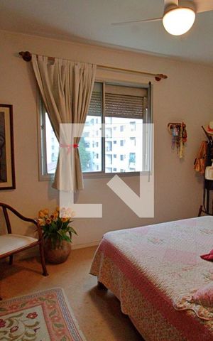 Apartamento à venda com 144m², 3 quartos e 2 vagasSuíte 1