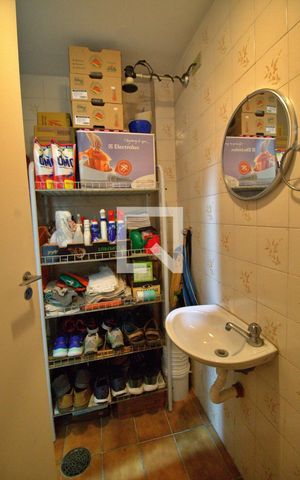 Apartamento à venda com 144m², 3 quartos e 2 vagasBanheiro de serviço