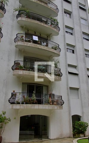 Apartamento à venda com 144m², 3 quartos e 2 vagasFachada