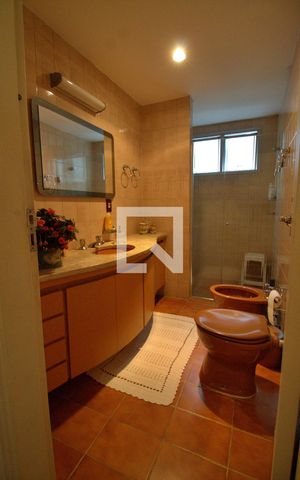 Apartamento à venda com 144m², 3 quartos e 2 vagasBanheiro