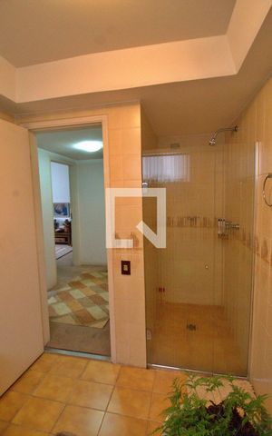 Apartamento à venda com 144m², 3 quartos e 2 vagasBanheiro da Suíte 1