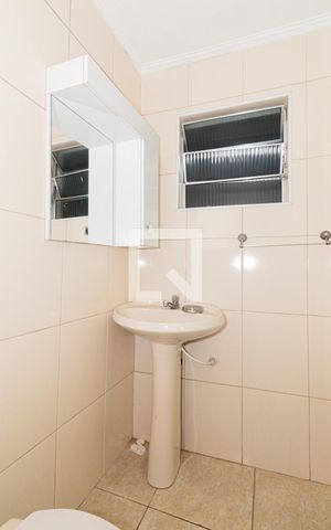 Casa à venda com 125m², 3 quartos e 2 vagasBanheiro da Varanda da Cozinha e Área de Serviço 2