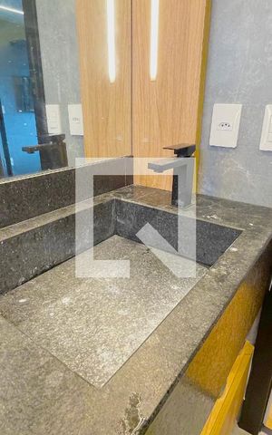 Apartamento à venda com 97m², 2 quartos e 2 vagasBanheiro da Suíte