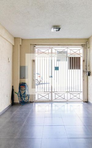 Casa à venda com 150m², 2 quartos e 1 vaga Casa à venda com 150m², 2 quartos e 1 vagaGaragem