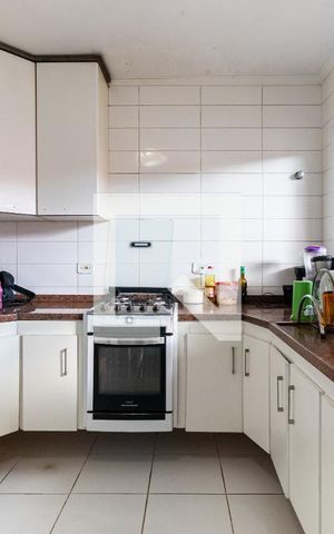 Casa à venda com 150m², 2 quartos e 1 vaga Casa à venda com 150m², 2 quartos e 1 vagaCozinha