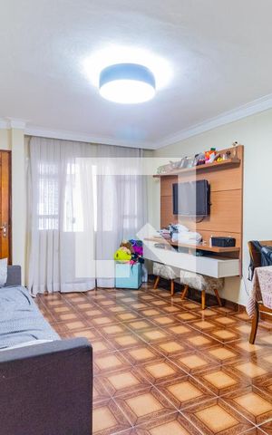 Casa à venda com 150m², 2 quartos e 1 vaga Casa à venda com 150m², 2 quartos e 1 vagaSala