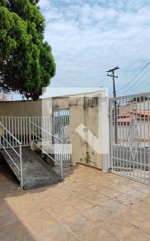 Casa à venda com 193m², 3 quartos e 4 vagasGaragem - Quintal