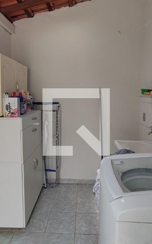 Casa à venda com 193m², 3 quartos e 4 vagasÁrea de Serviço