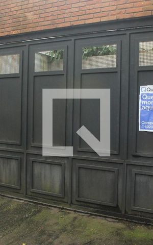 Casa à venda com 500m², 4 quartos e 6 vagasFachada