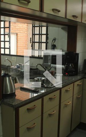 Casa à venda com 500m², 4 quartos e 6 vagasCozinha