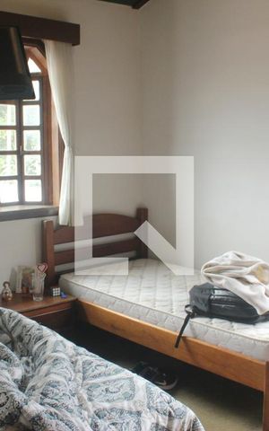 Casa à venda com 500m², 4 quartos e 6 vagasSuíte 2