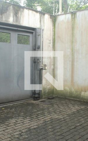 Casa à venda com 500m², 4 quartos e 6 vagasGaragem