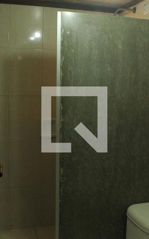 Casa à venda com 500m², 4 quartos e 6 vagasBanheiro da Suíte 1
