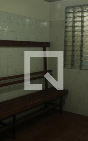 Casa à venda com 500m², 4 quartos e 6 vagasVestiário