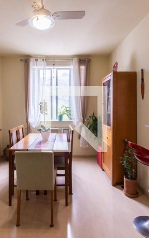 Apartamento à venda com 78m², 2 quartos e 1 vagaSala