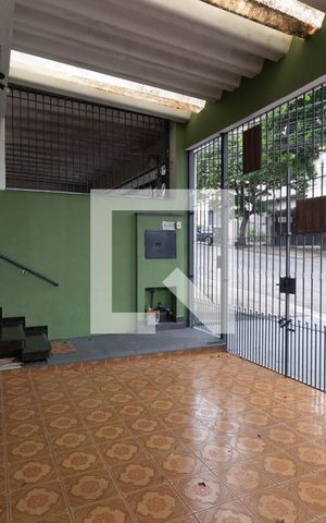 Casa à venda com 175m², 3 quartos e sem vaga Casa à venda com 175m², 3 quartos e sem vagaGaragem