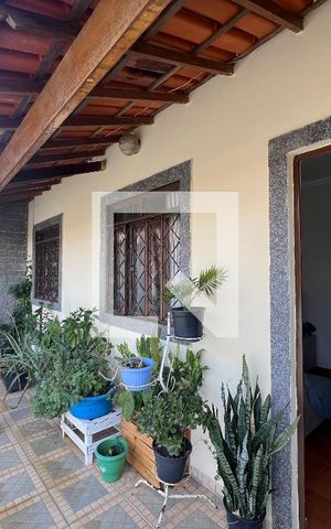 Casa à venda com 380m², 4 quartos e 2 vagas Casa à venda com 380m², 4 quartos e 2 vagasÁrea comum