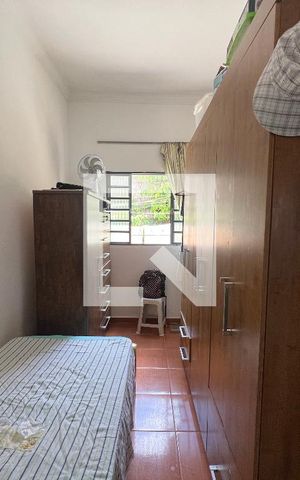 Casa à venda com 380m², 4 quartos e 2 vagas Casa à venda com 380m², 4 quartos e 2 vagasQuarto 1