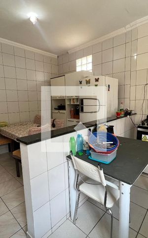 Casa à venda com 380m², 4 quartos e 2 vagas Casa à venda com 380m², 4 quartos e 2 vagasCozinha