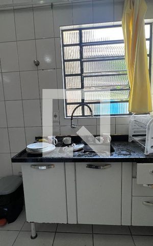Casa à venda com 380m², 4 quartos e 2 vagas Casa à venda com 380m², 4 quartos e 2 vagasCozinha