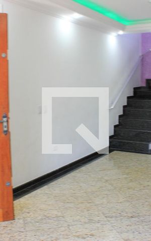 Casa à venda com 199m², 3 quartos e 3 vagasSala