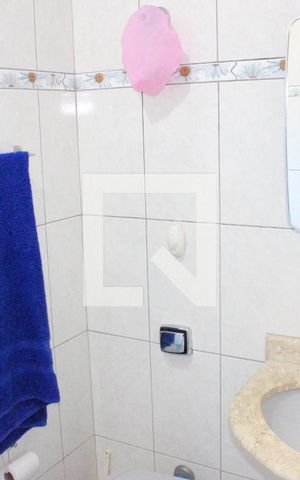 Casa à venda com 199m², 3 quartos e 3 vagasBanheiro 2