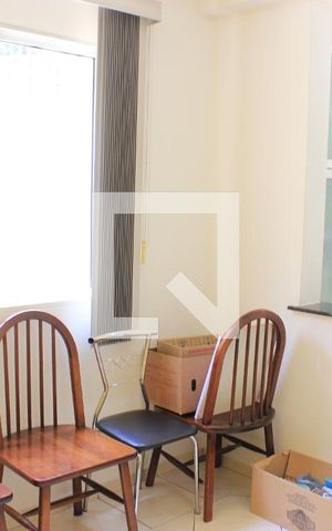Casa à venda com 199m², 3 quartos e 3 vagasCozinha/ Sala de jantar