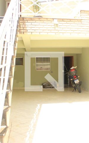 Casa à venda com 199m², 3 quartos e 3 vagasGaragem