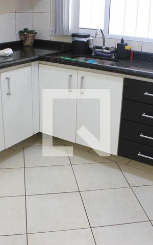 Casa à venda com 199m², 3 quartos e 3 vagasCozinha