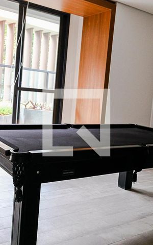 Apartamento para alugar com 28m², 1 quarto e sem vaga Apartamento para alugar com 28m², 1 quarto e sem vagaÁrea comum - Sala de jogos