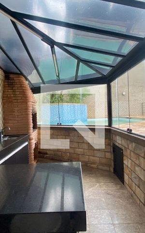 Apartamento à venda com 139m², 4 quartos e 3 vagas Apartamento à venda com 139m², 4 quartos e 3 vagasÁrea comum - Churrasqueira