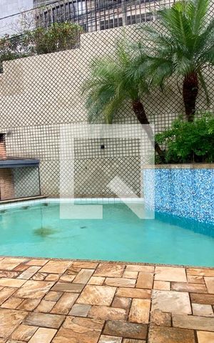 Apartamento à venda com 139m², 4 quartos e 3 vagas Apartamento à venda com 139m², 4 quartos e 3 vagasÁrea comum - Piscina