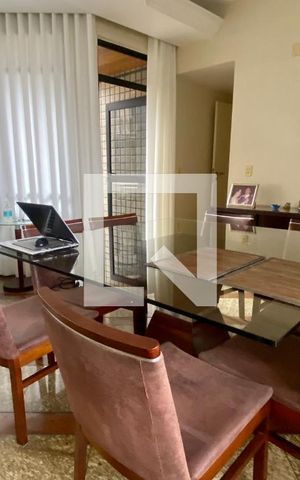 Apartamento à venda com 139m², 4 quartos e 3 vagas Apartamento à venda com 139m², 4 quartos e 3 vagasSala