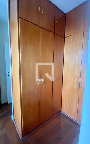 Apartamento à venda com 139m², 4 quartos e 3 vagas Apartamento à venda com 139m², 4 quartos e 3 vagasQuarto Suíte