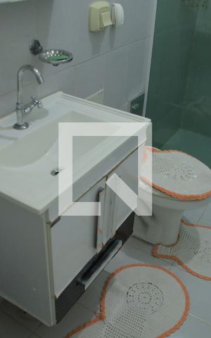 Casa para alugar com 380m², 3 quartos e 2 vagasBanheiro